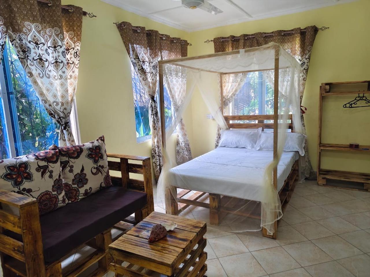Mount Zion Guest House, Mtwapa Mtomondoni Mombasa Exterior foto