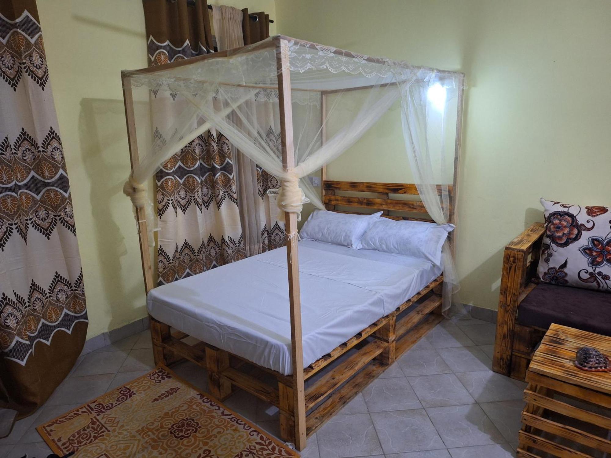 Mount Zion Guest House, Mtwapa Mtomondoni Mombasa Exterior foto